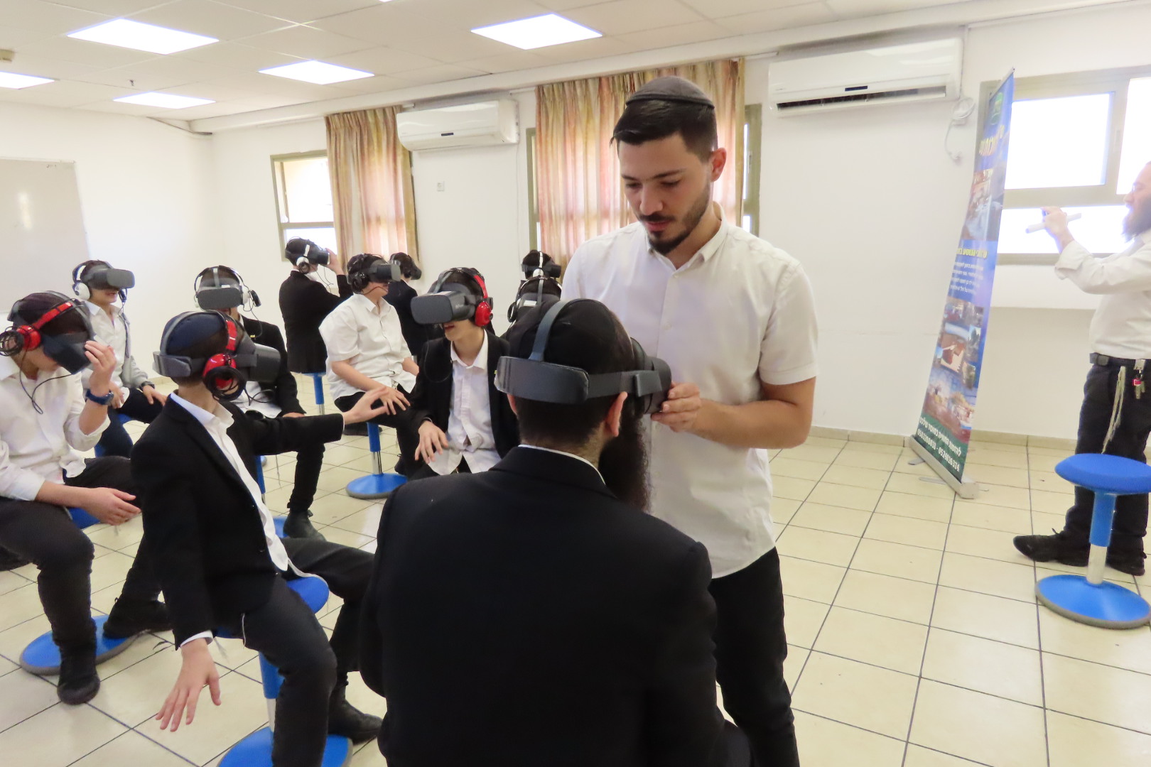 אלעד